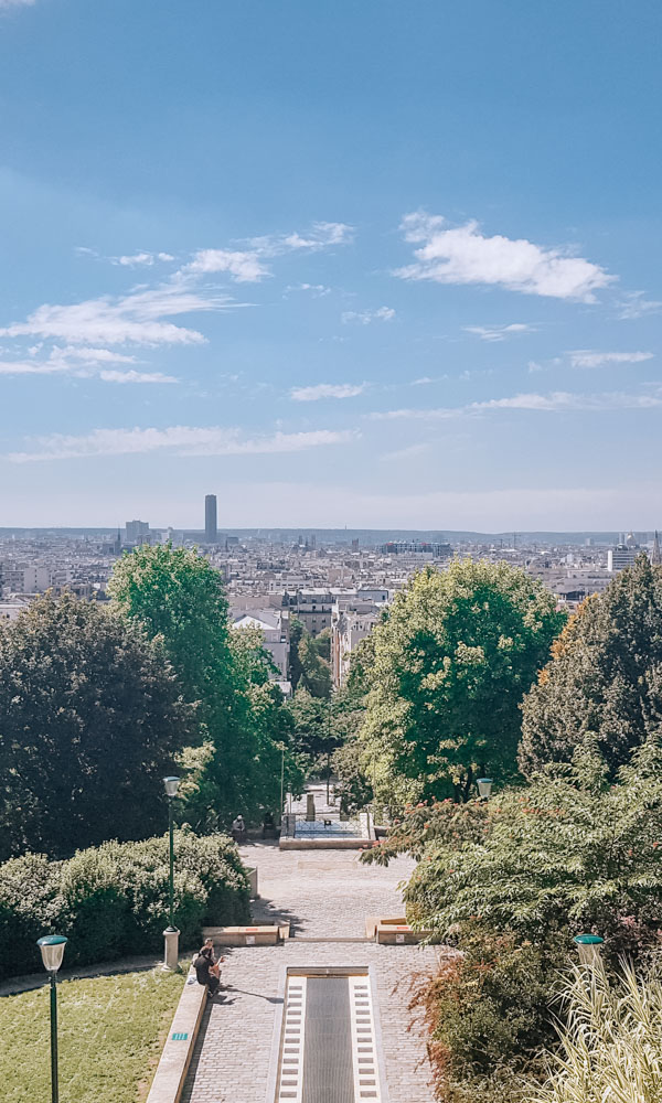 The highest park in Paris: Parc de Belleville